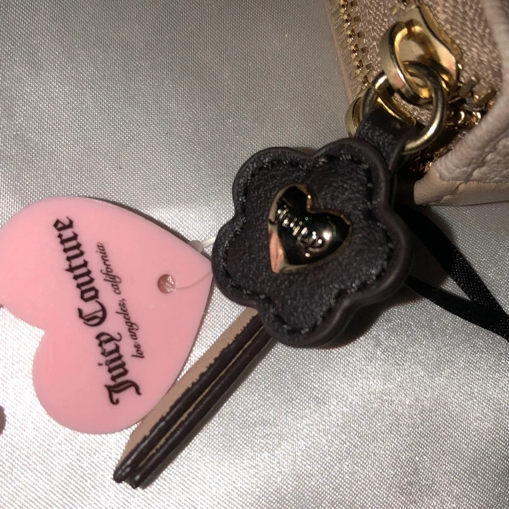 Juicy Couture Sandstone Summer Garden Double Medium ZA Wallet Flower Charm NWT